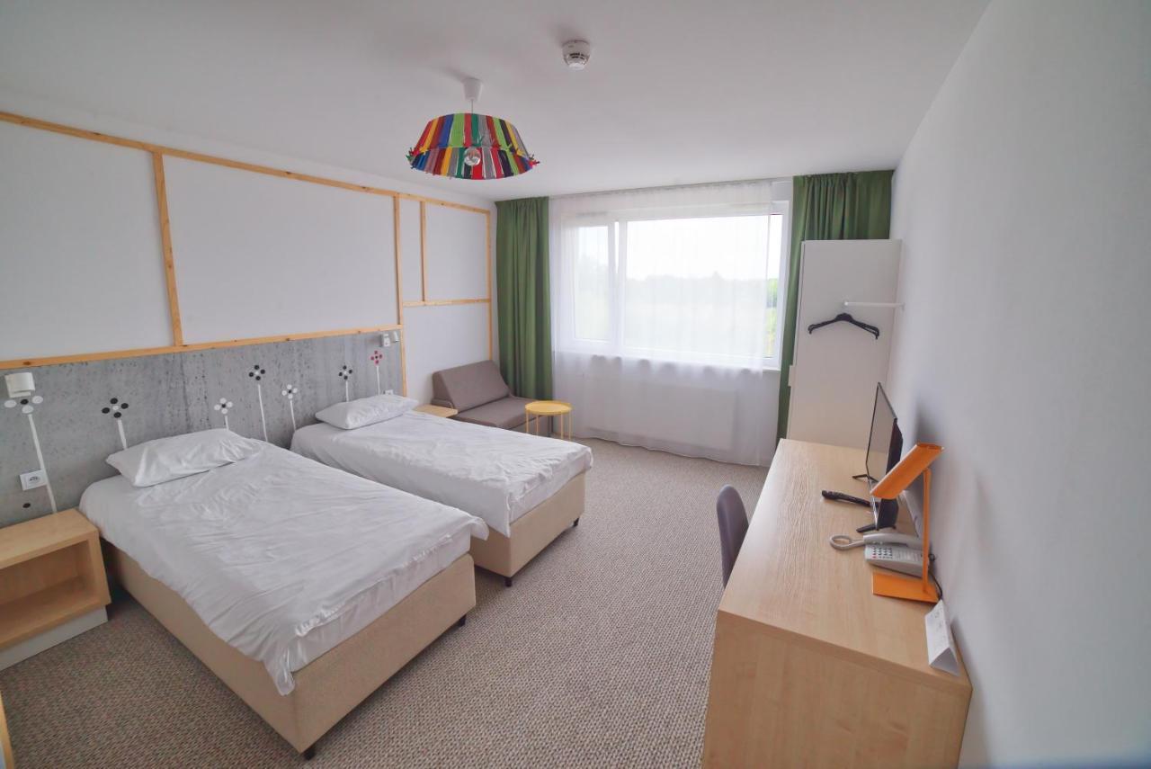 Arche Hotel Poloneza Варшава Екстер'єр фото
