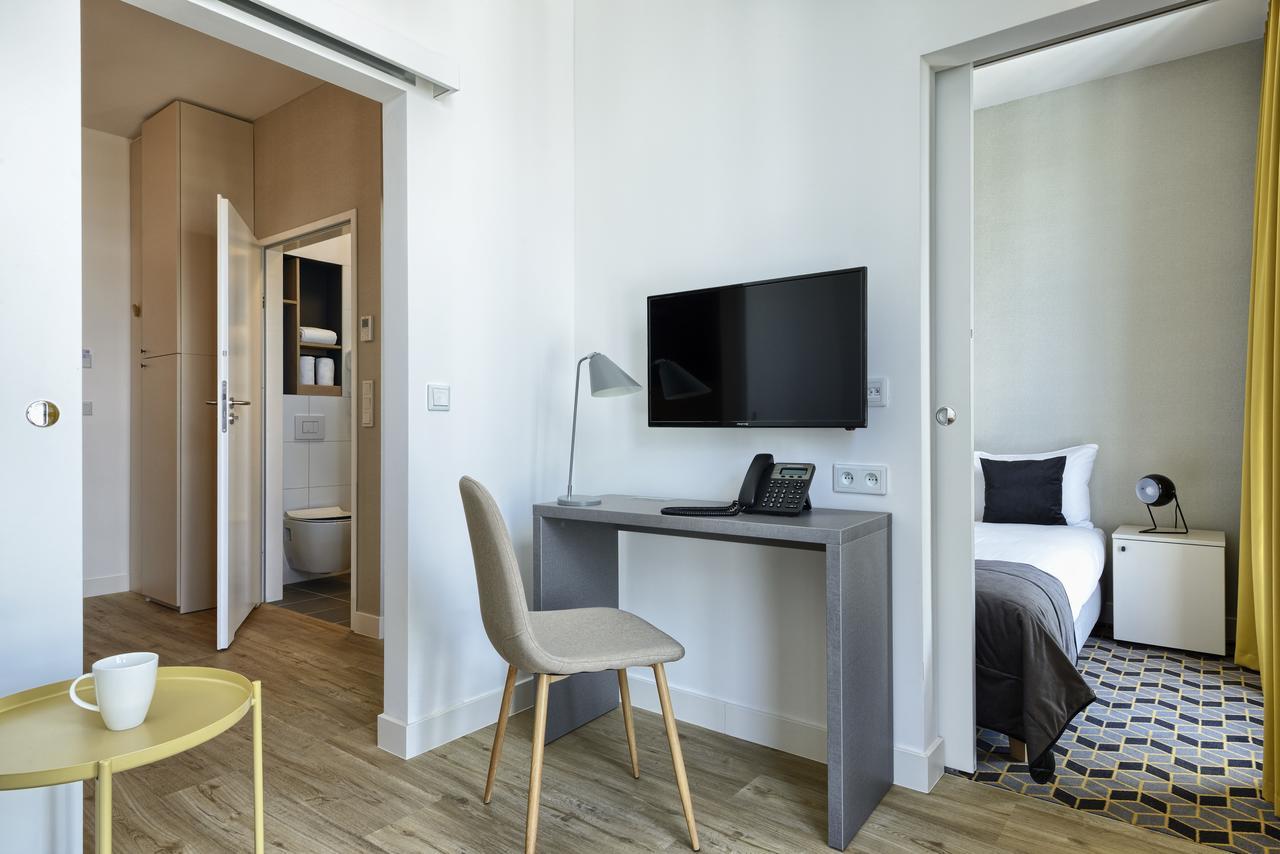 Arche Hotel Poloneza Варшава Екстер'єр фото